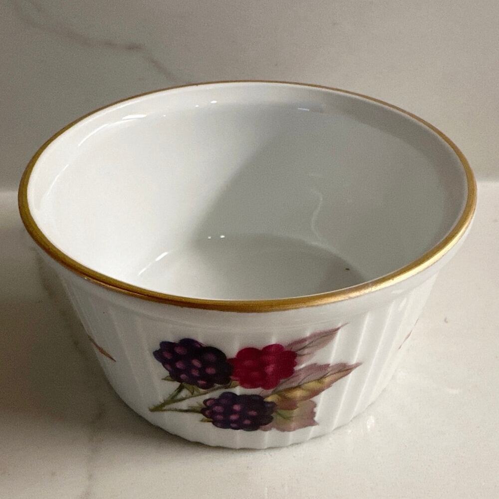 Royal Worcester England EVESHAM Gold Porcelain Ramekins- Fruits 3 1/4"
